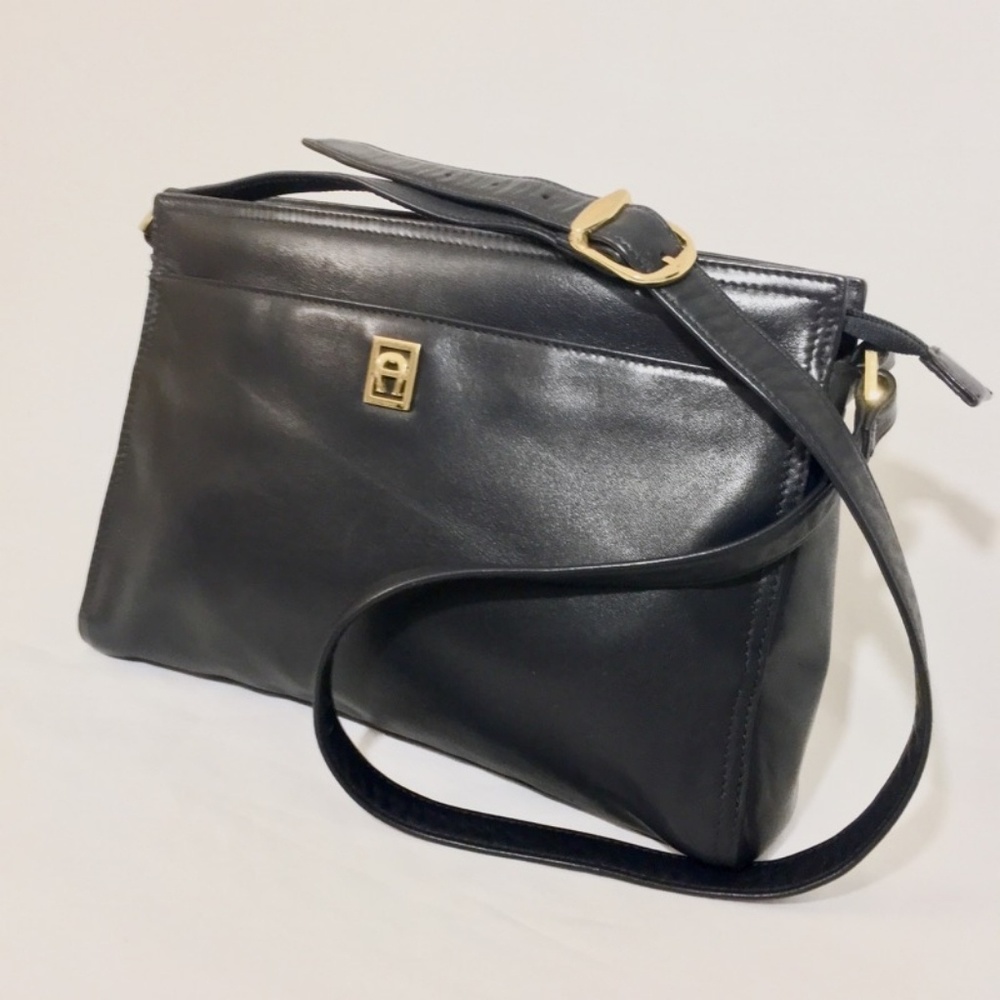 Etienne Aigner purse